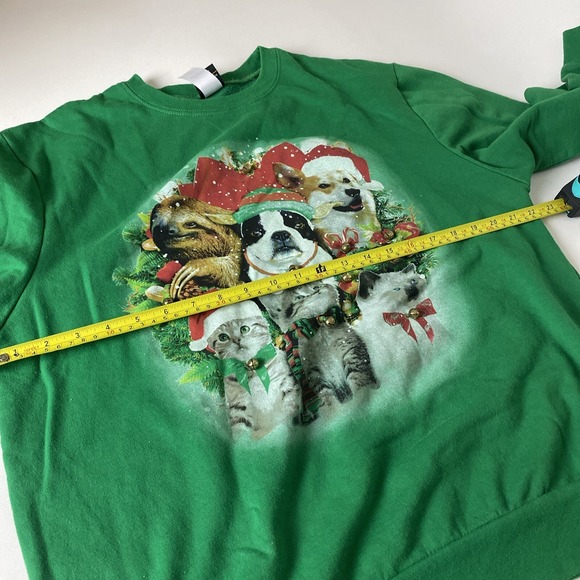 Fifth Sun Christmas Holiday Womens XL sweatshirt Cats & Dogs Sloth Green Fleece - Picture 7 of 12